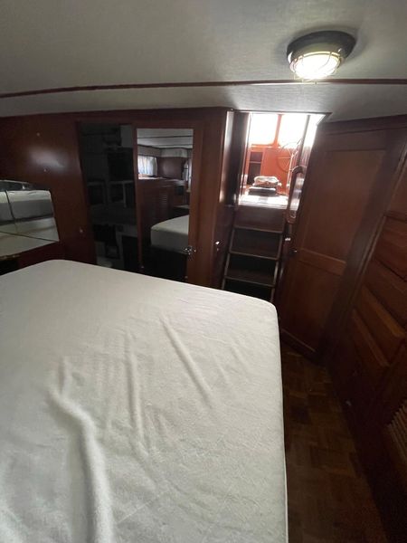 1988 DeFever 44 Trawler