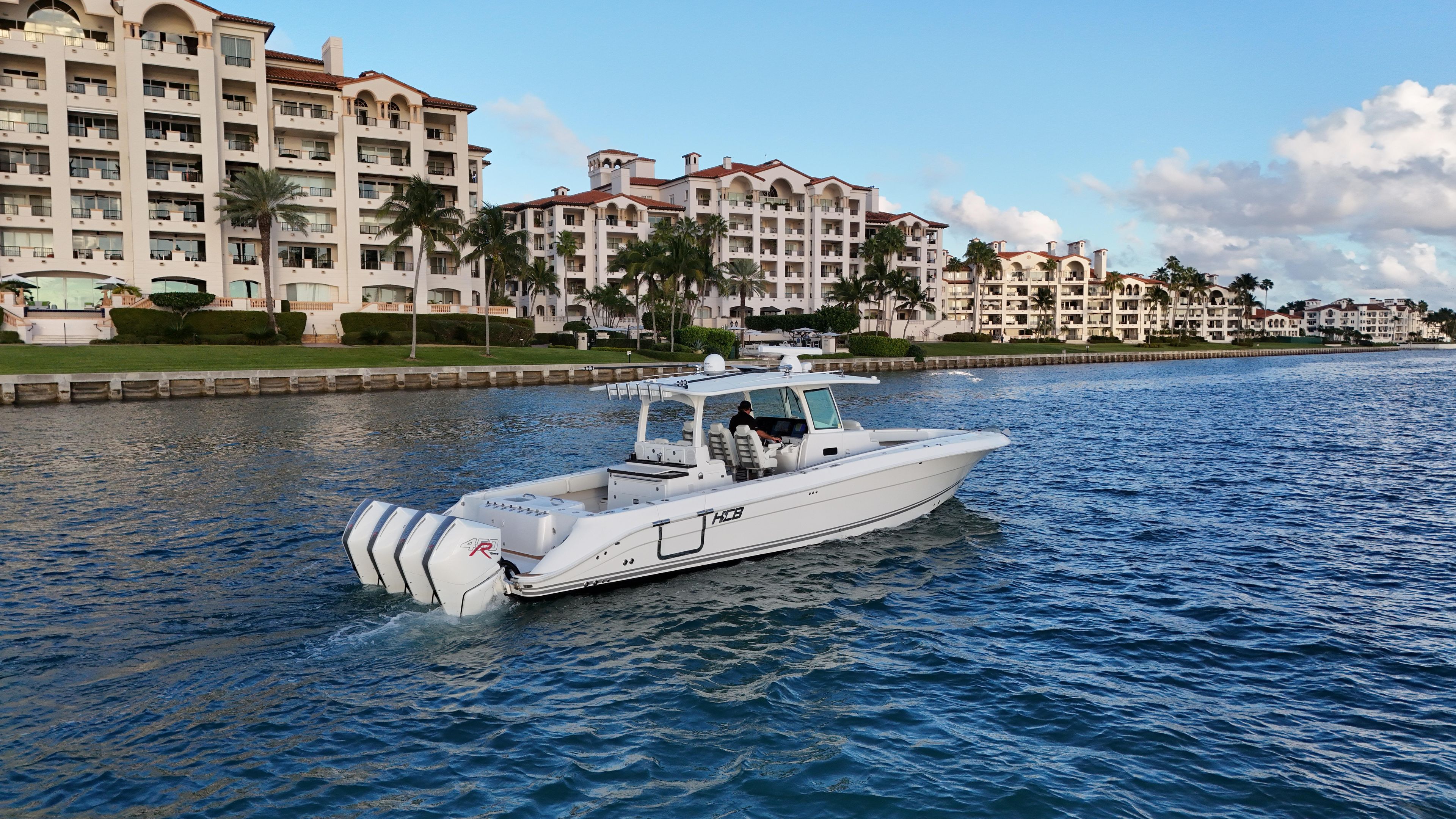 Yacht