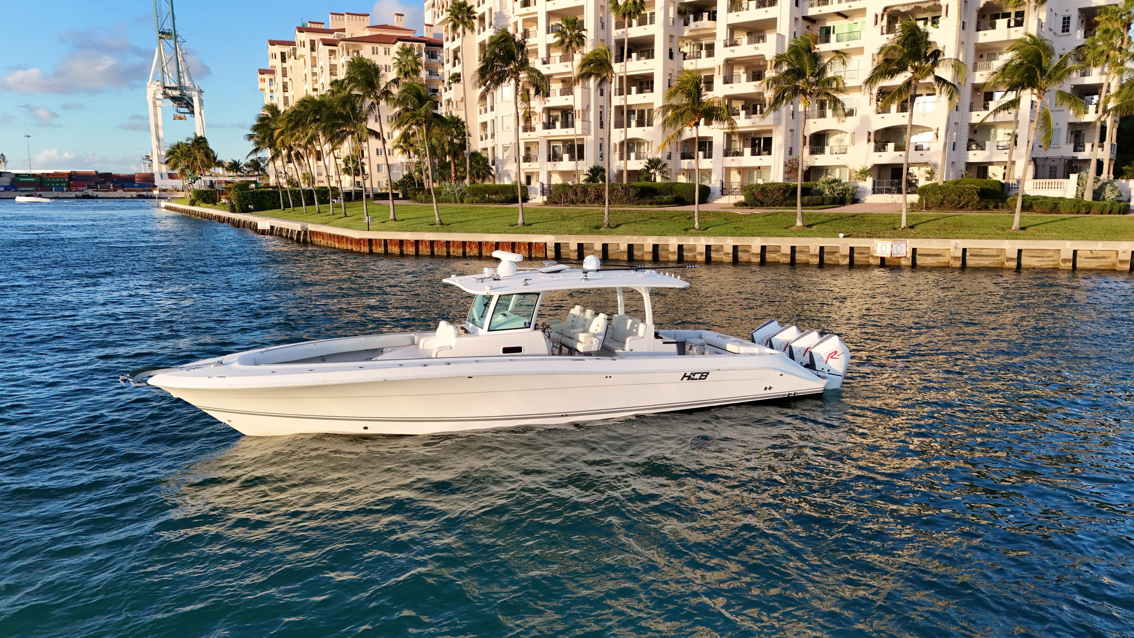 Yacht