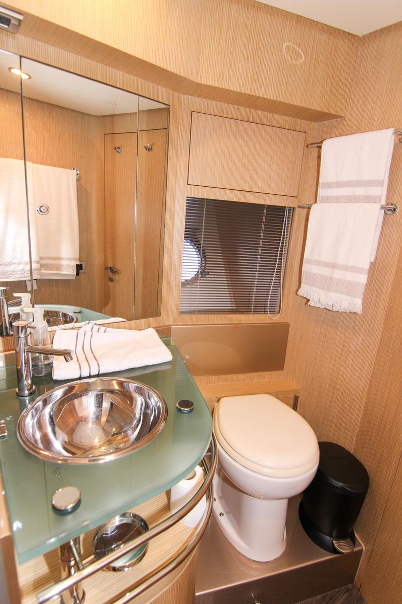2009 Riva 68 