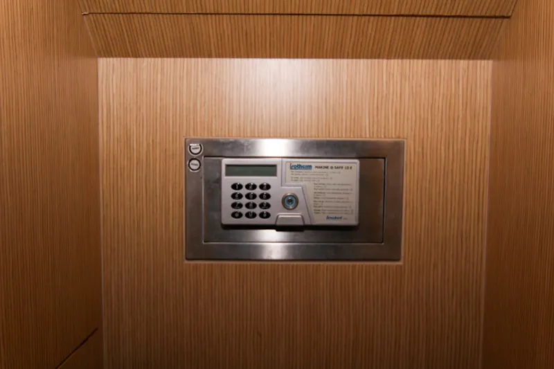 Love Life Yacht Photos Pics 