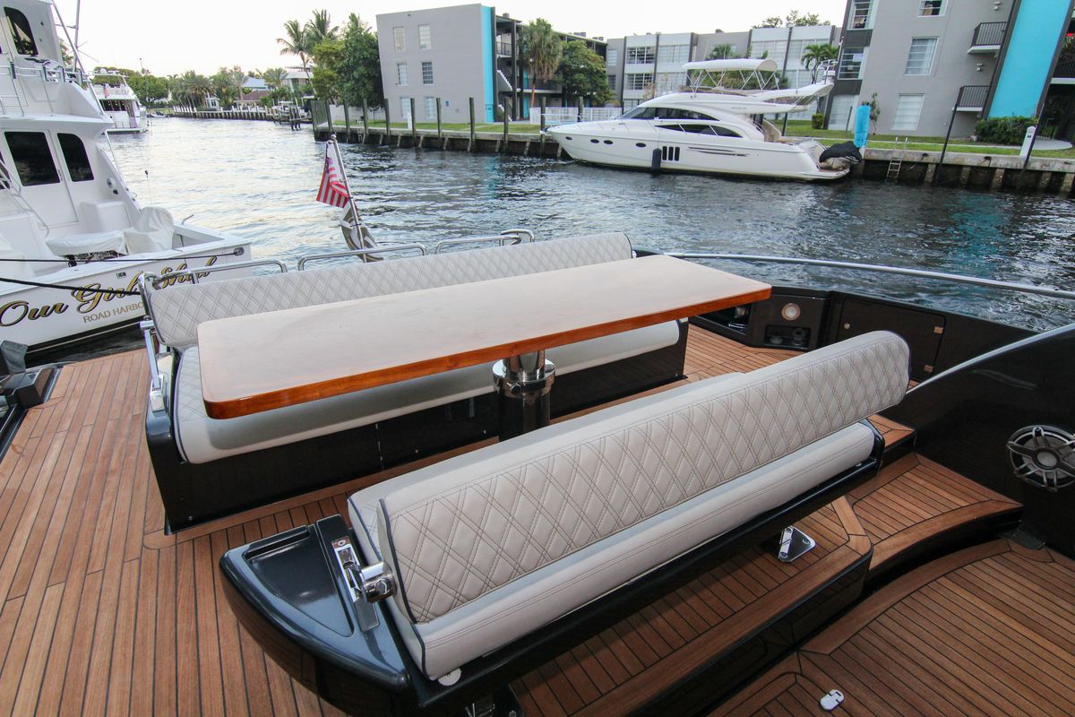 2009 Riva 68 
