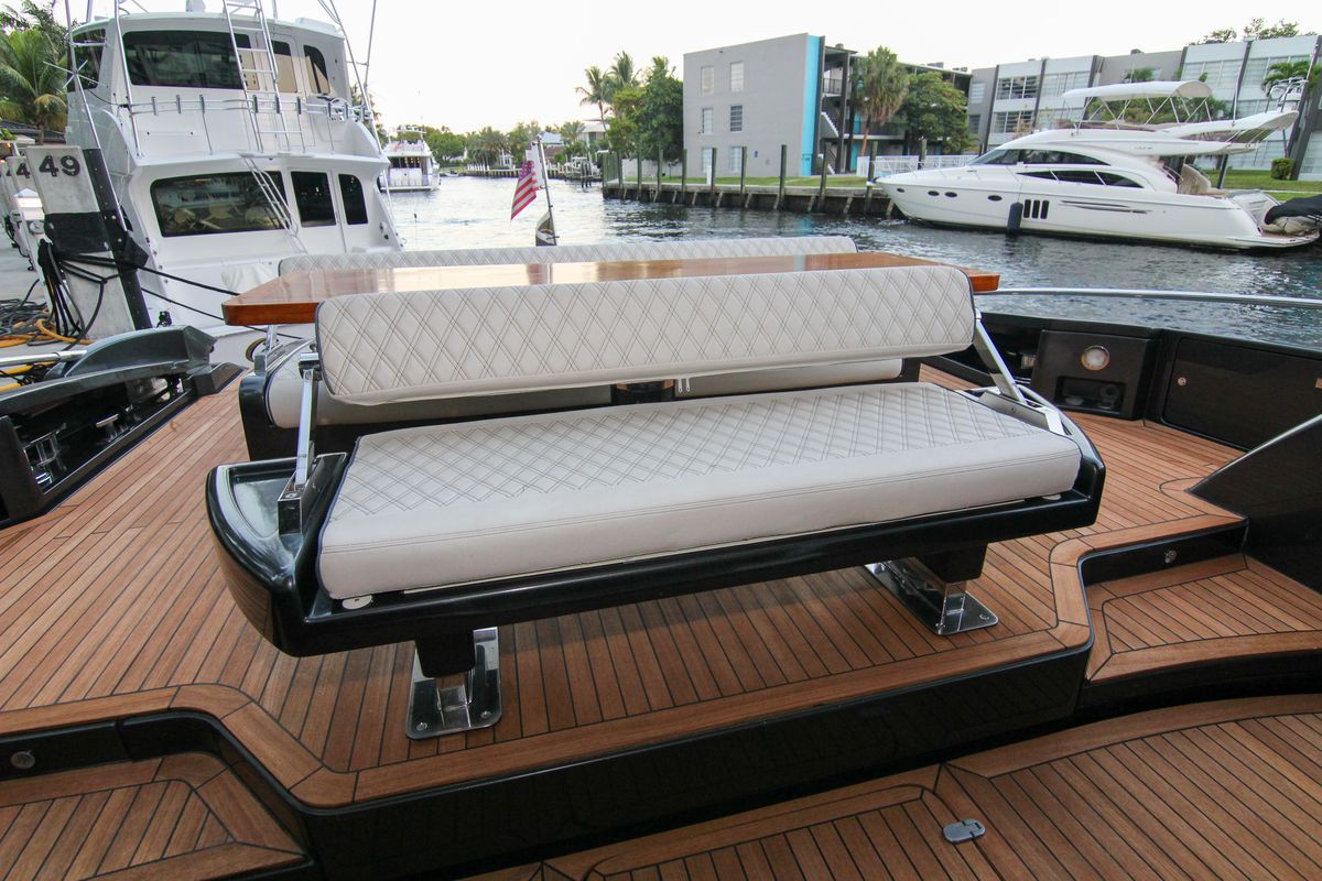 2009 Riva 68 