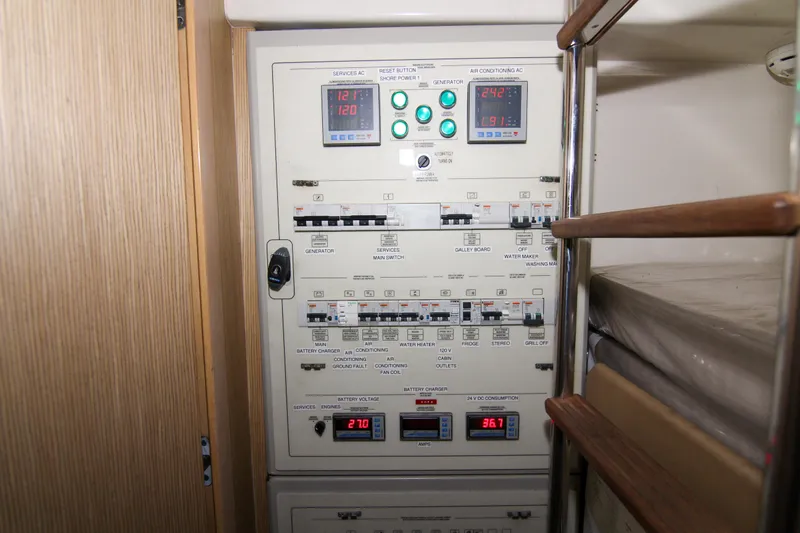 Love Life Yacht Photos Pics 