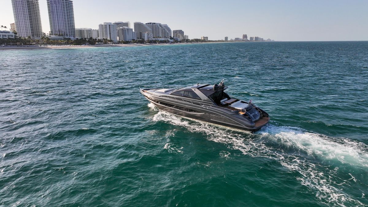 2009 Riva 68 