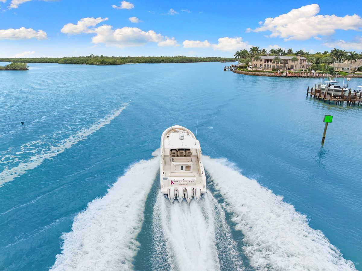 2020 Boston Whaler 42 