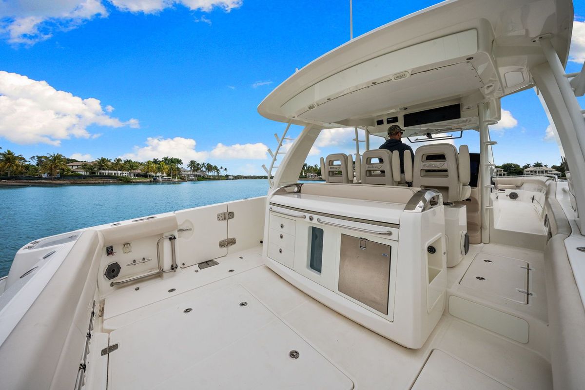 2020 Boston Whaler 42 