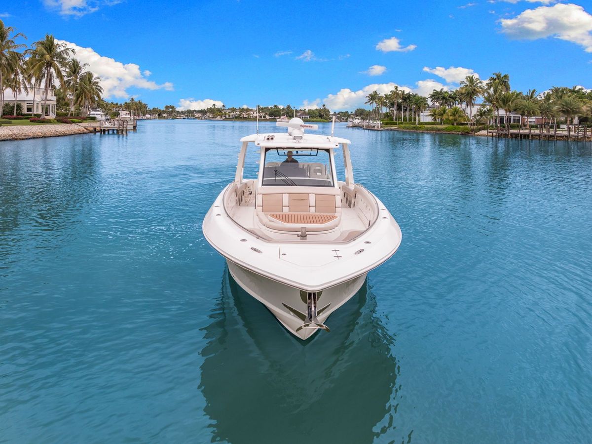 2020 Boston Whaler 42 