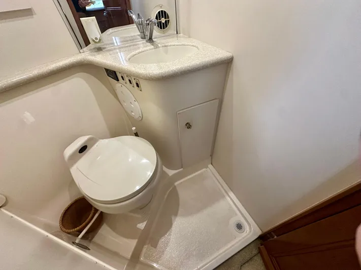 Serenity Yacht Photos Pics 