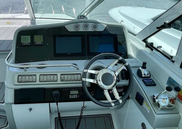 Benthere Yacht Photos Pics Formula 45 Yacht BenThere- Helm