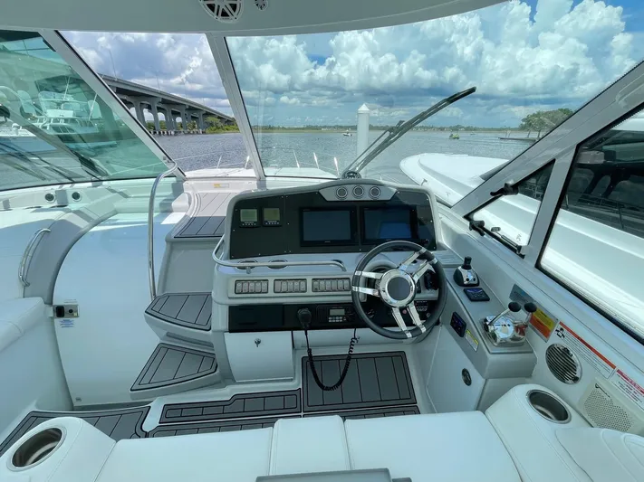 Benthere Yacht Photos Pics Formula 45 Yacht BenThere- Helm