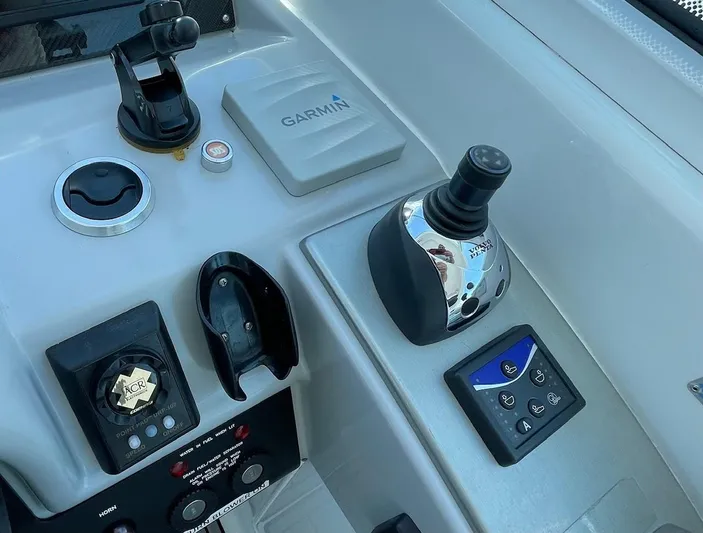 Benthere Yacht Photos Pics Formula 45 Yacht BenThere- Helm