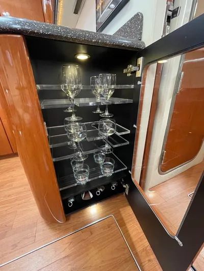 Benthere Yacht Photos Pics Formula 45 Yacht BenThere- Storage