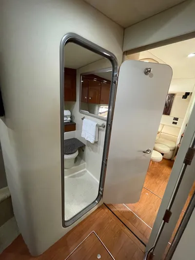 Benthere Yacht Photos Pics Formula 45 yacht BenThere- Master Head