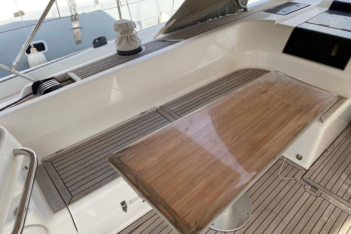 2015 Hanse 56 