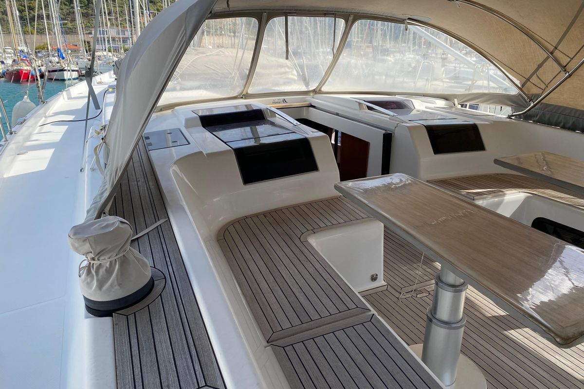 2015 Hanse 56 