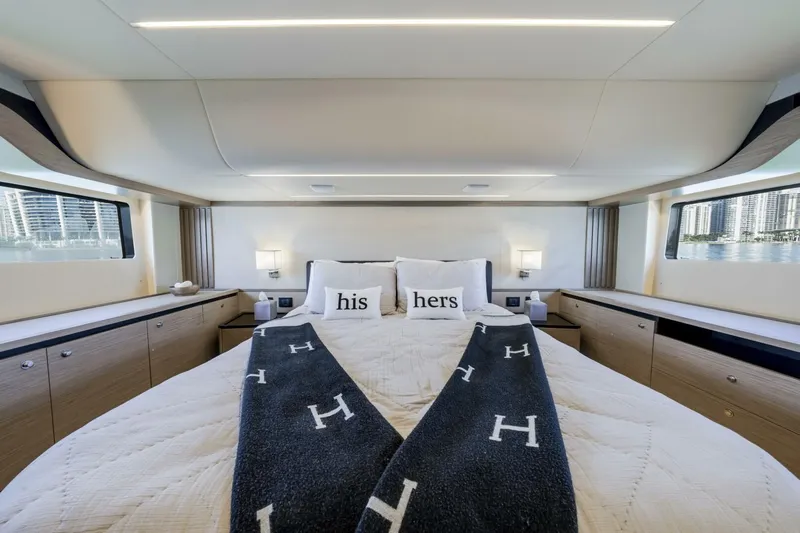 My Toy Yacht Photos Pics 2022 Absolute Navetta 52 - Image 41