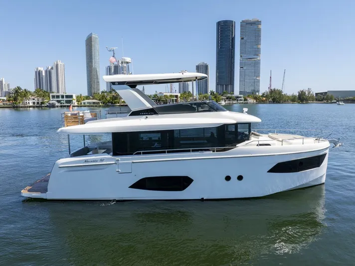 My Toy Yacht Photos Pics 2022 Absolute Navetta 52 - Image 10