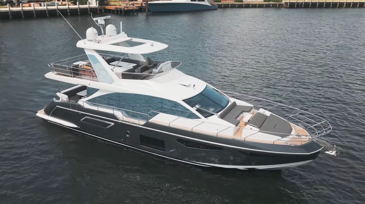 2022 Azimut 60 