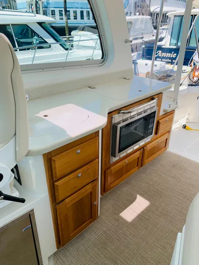 34 Back Cove Yacht Photos Pics 