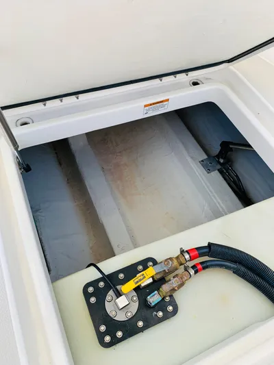 34 Back Cove Yacht Photos Pics 