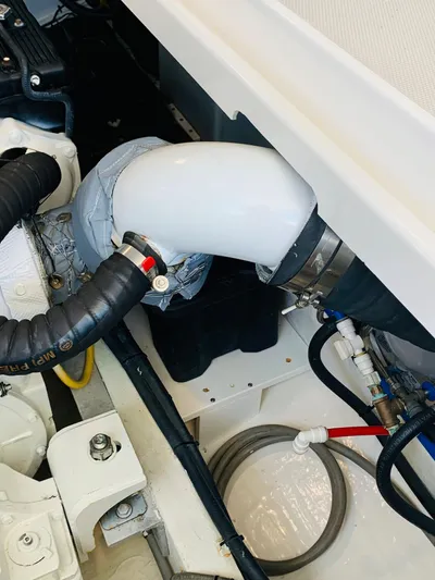 34 Back Cove Yacht Photos Pics 