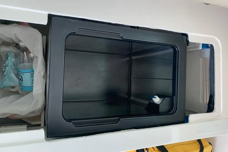 34 Back Cove Yacht Photos Pics 