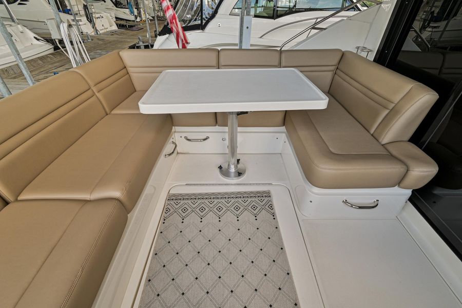 2015 Sea Ray 510 Sundancer