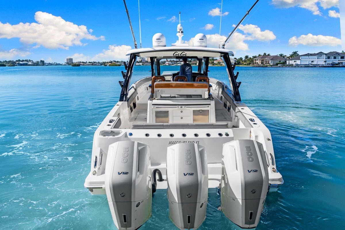 2023 Boston Whaler 42 