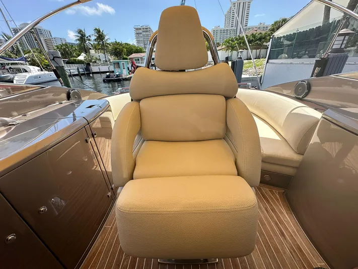 Atlas Yacht Photos Pics 