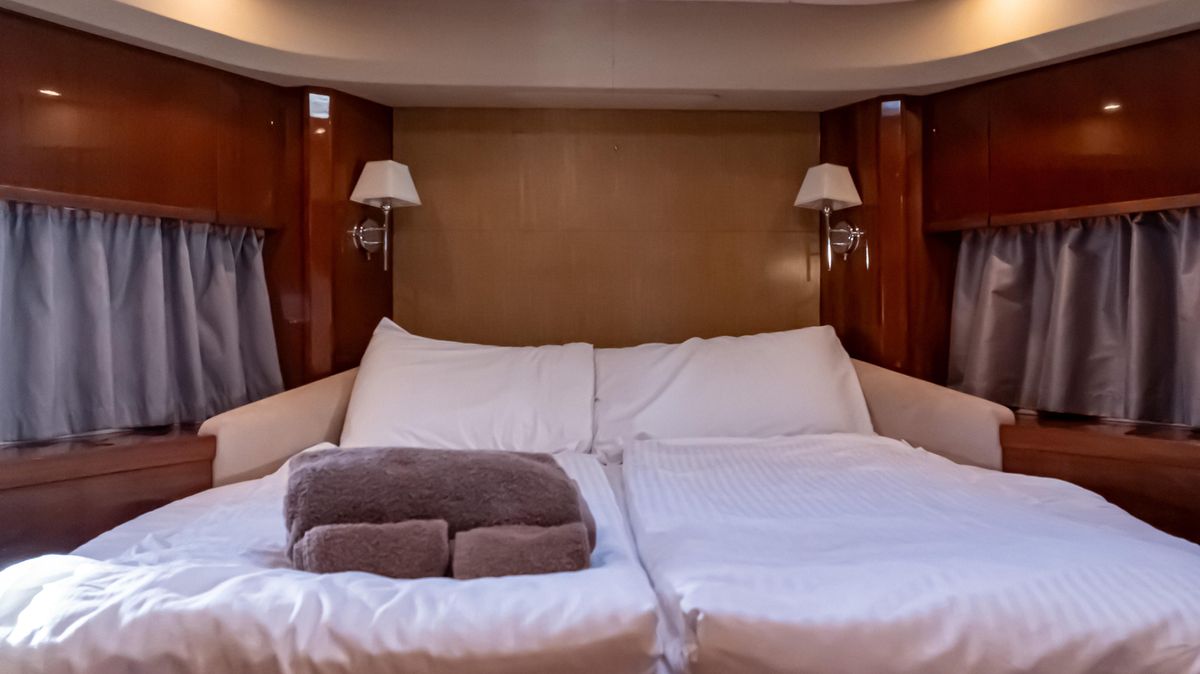 2007 Princess 65 