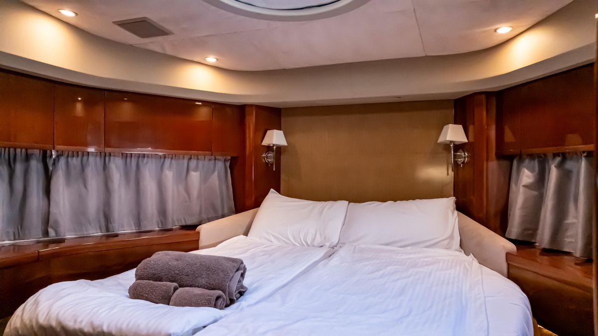 2007 Princess 65 