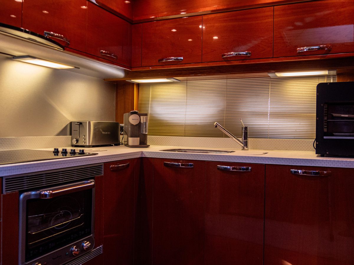 2007 Princess 65 