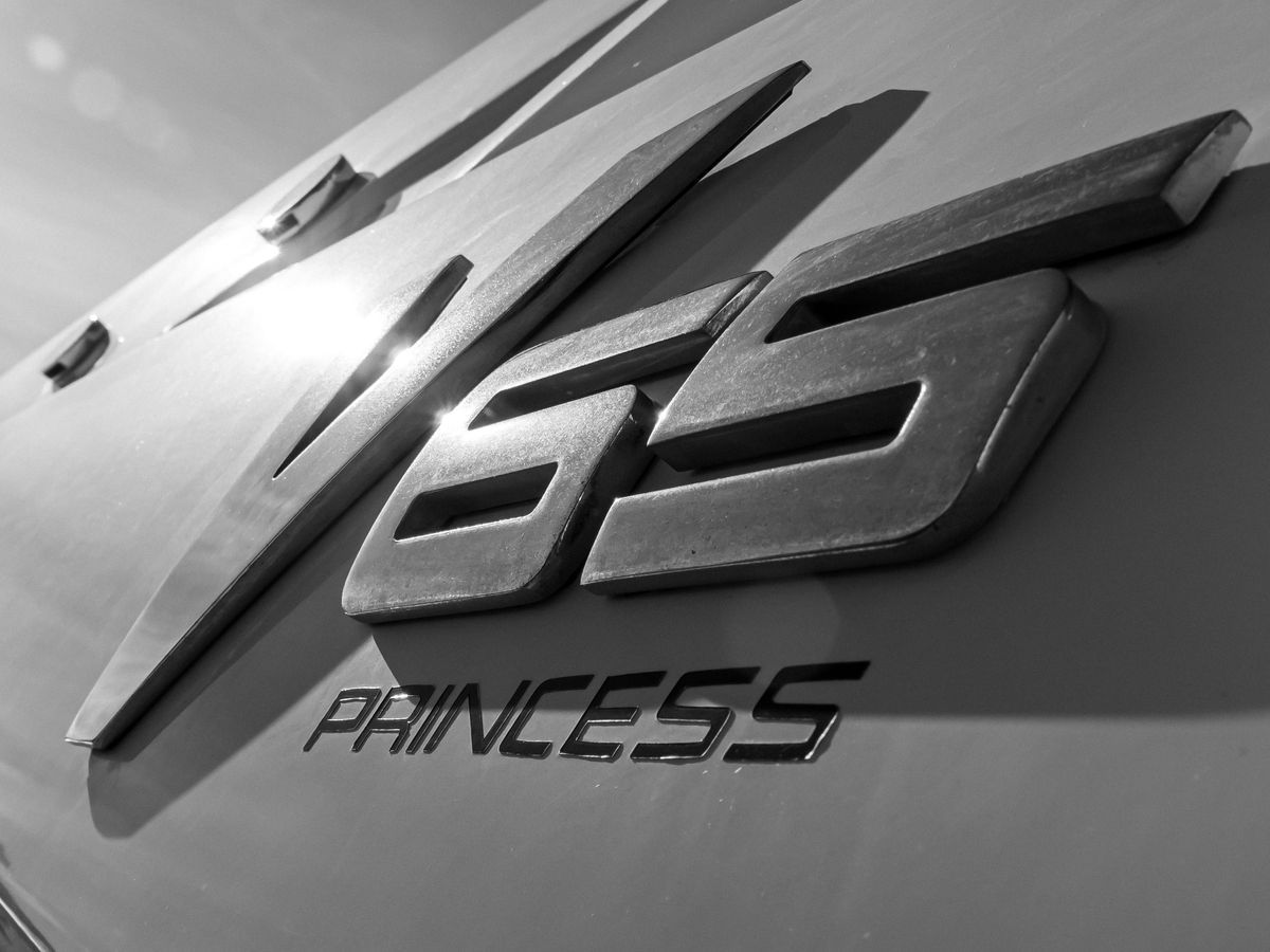 2007 Princess 65 