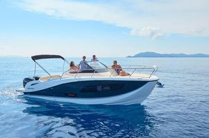 2023 Quicksilver Activ 875 Sundeck inclusief Mercury F250 V-8 Verado