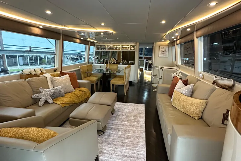 Amora Yacht Photos Pics 