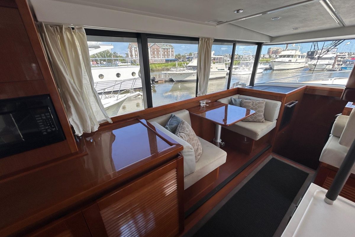 2019 Beneteau 49 