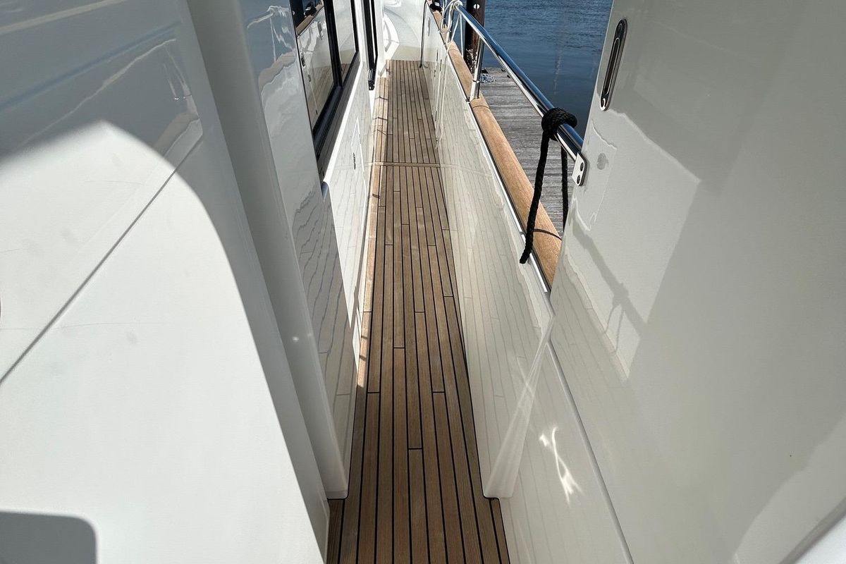 2019 Beneteau 49 