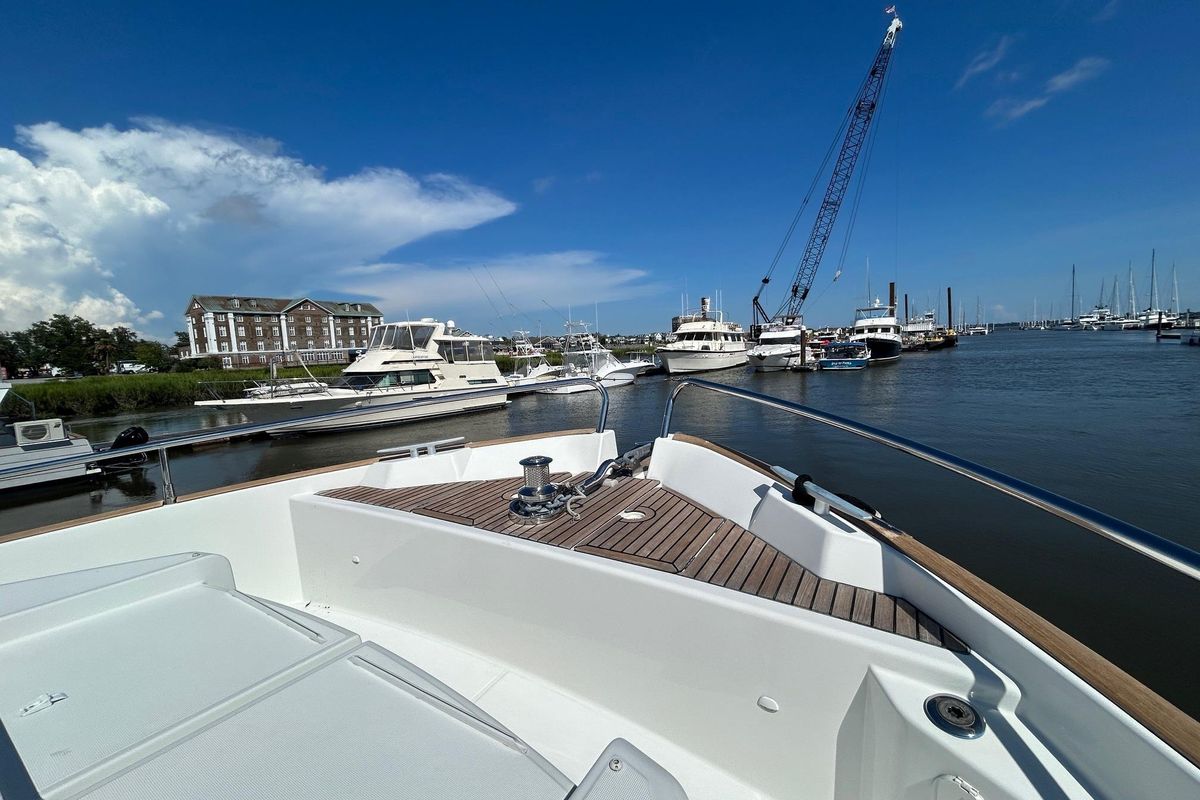 2019 Beneteau 49 