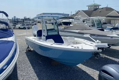 Everglades 253 CC