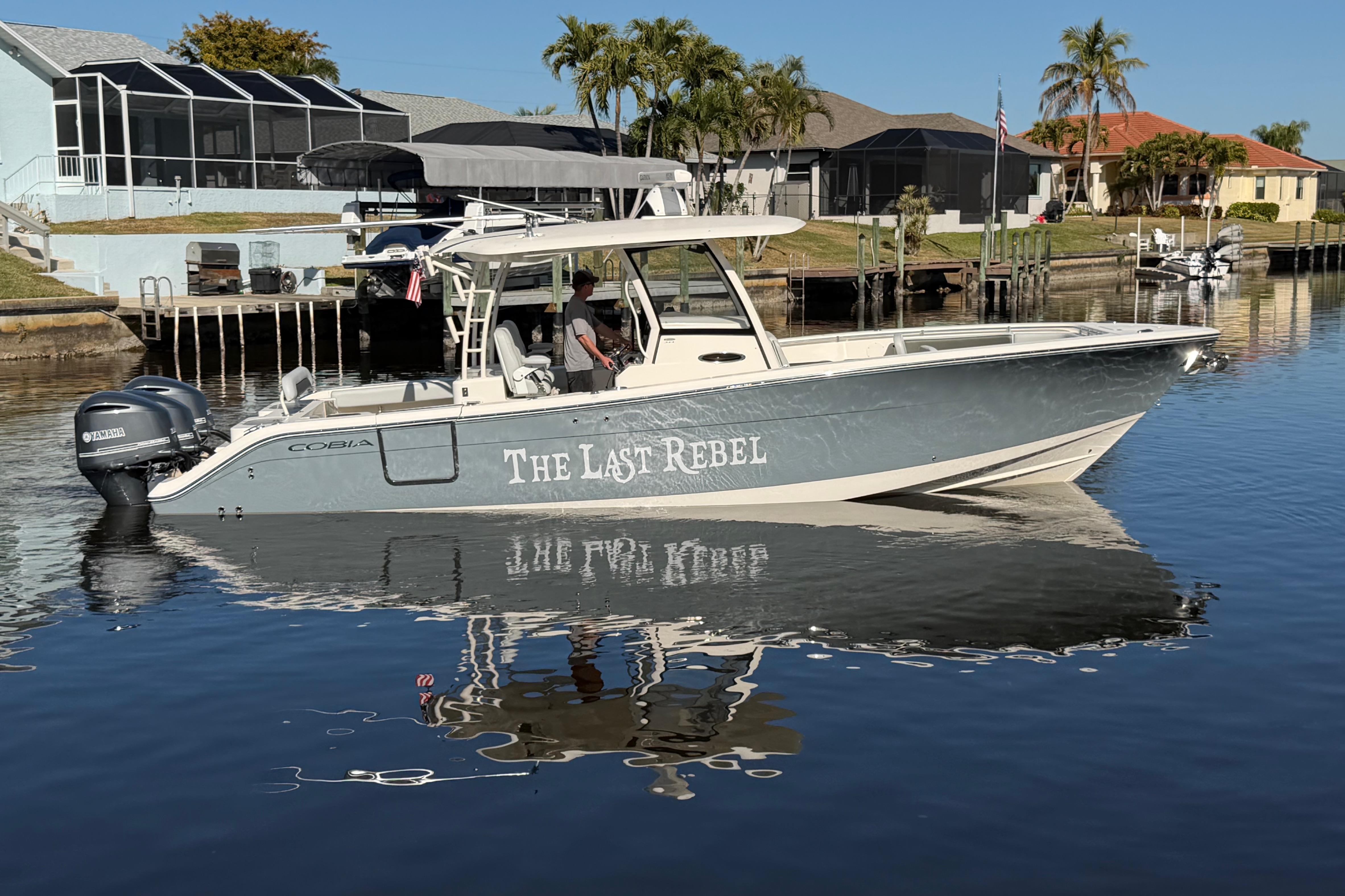Cobia 344 Center Console