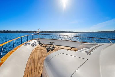 Yacht
