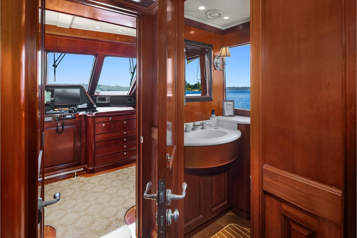 2001 Rayburn 76 