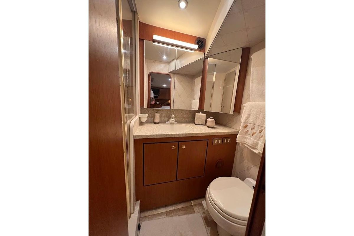 2002 Ocean Yachts 56 