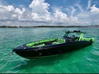 2020 Midnight Express 2020