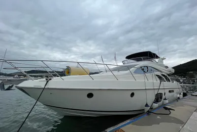 Azimut 55