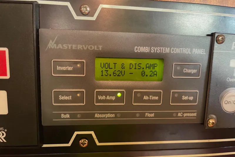 Ayametta Yacht Photos Pics Charger/inverter