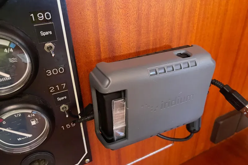 Ayametta Yacht Photos Pics Iridium