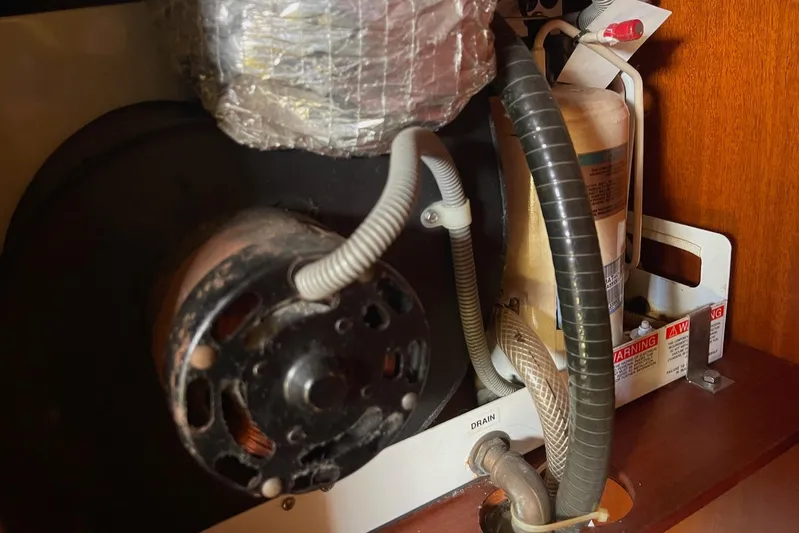 Ayametta Yacht Photos Pics Air conditioning