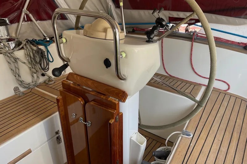 Ayametta Yacht Photos Pics Helm fit for a queen (or king)